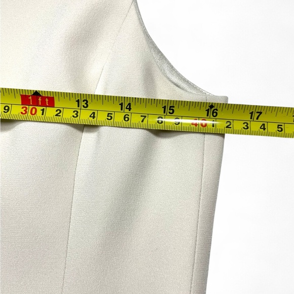 BABATON Aritzia Ecru Tailored Vest Tortoise Buttons Size 4 - Picture 7 of 8